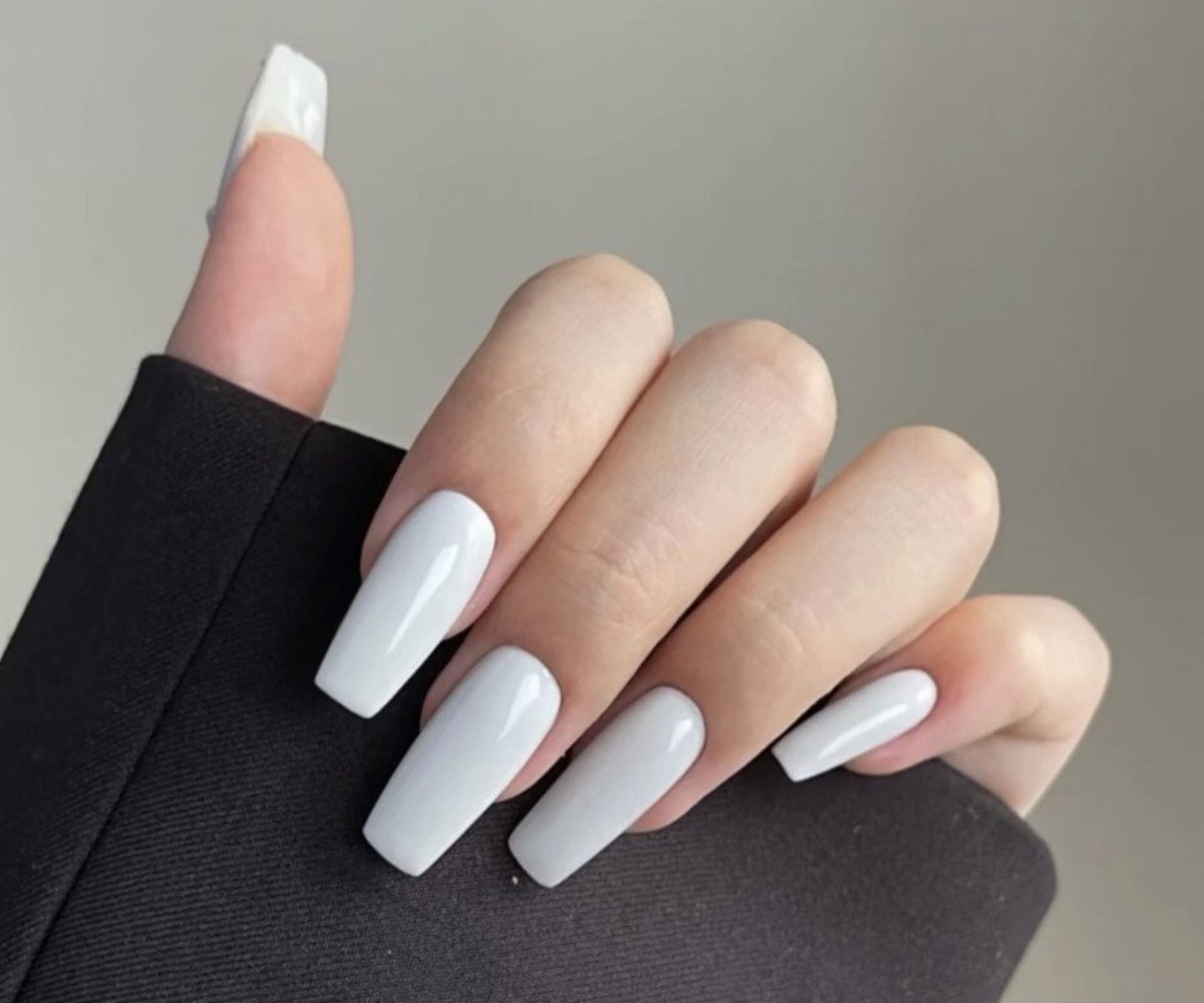 Bí Quyết Sơn Móng Màu Nude, Trắng Sữa Đẹp Trong Trẻo, Không Bị Sọc Hay Loang Màu