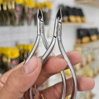 Khi Nào Cần Thay Kềm Nail? Dấu Hiệu Kềm Đã Xuống Cấp Thợ Nail Cần Biết