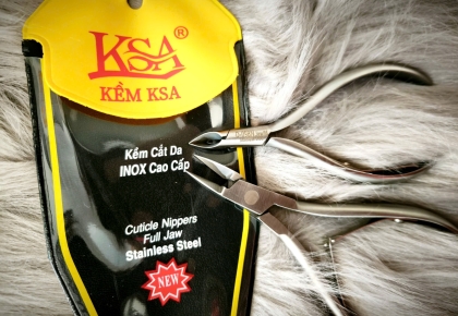 Nên mua kềm nail 1 chống hay kềm 2 chống?