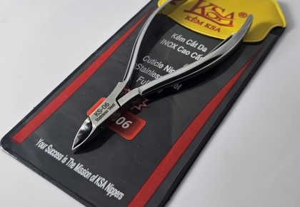 NÊN LỰA CHỌN KỀM CẮT DA INOX HAY KỀM CẮT DA THÉP