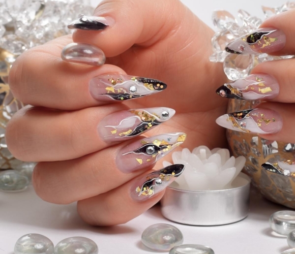 TOP 12 MẪU NAIL FRENCH ĐẦU MÓNG CHUẨN SALON – ĐẸP THANH LỊCH, KHÔNG BAO GIỜ LỖI MỐT