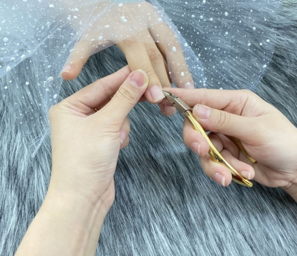 TẠI SAO MÓNG TAY CÀNG NGÀY CÀNG NGẮN? NGUYÊN NHÂN VÀ CÁCH KHẮC PHỤC HIỆU QUẢ