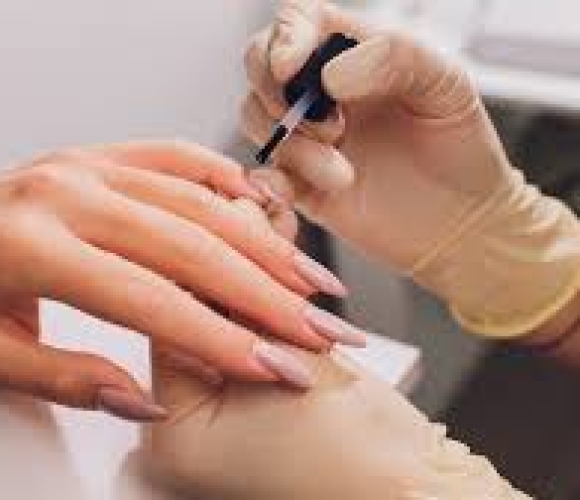 Khi Học Viên Mở Tiệm Nail: Hai Góc Nhìn Khác Nhau Trong Nghề Đào Tạo