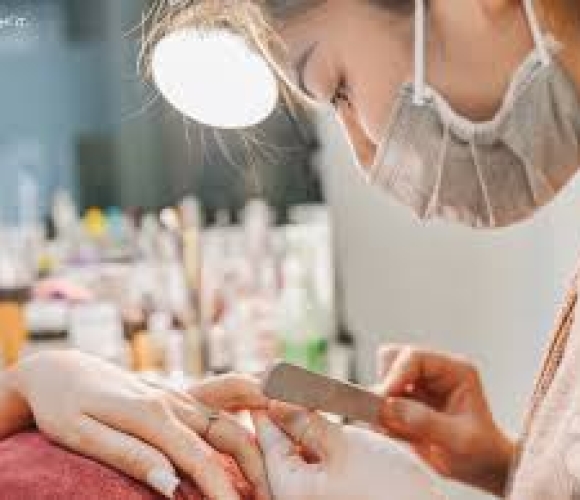 TIỆM ĐÔNG KHÔNG KHÓ, GIỮ NHỊP MỚI KHÓ