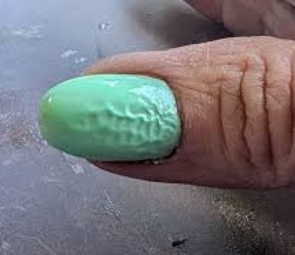 Sơn Gel Bị Nhăn: Nguyên Nhân Thật Sự Và Cách Khắc Phục Chuẩn Kỹ Thuật Nail Chuyên Nghiệp