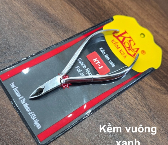 Ưu và nhược điểm khi mua kềm nail online – Thợ nail cần biết trước khi xuống tiền