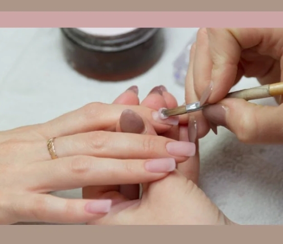 Kỹ thuật đắp bột không bị bể – Bí quyết giúp bộ nail bền, chắc và chuyên nghiệp