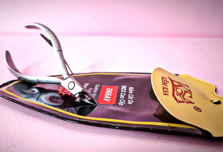 CÁCH KIỂM TRA ĐỘ BÉN CỦA KỀM NAIL SAU KHI MÀI LẠI