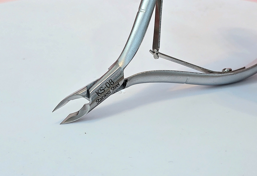 Kềm Nail Có Bị Thay Thế? Sự Thật Khiến Nhiều Người Hiểu Sai!